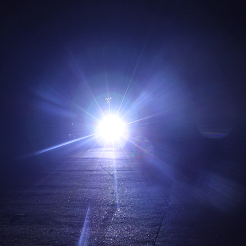 Outdoor Long-range Tactics Flashlight
