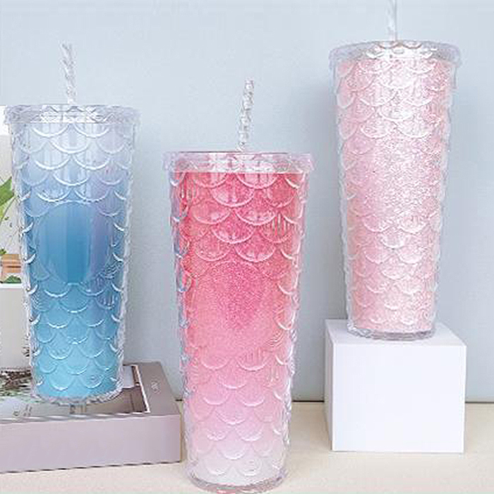 Fish Scale Studded Double Plastic Cup
