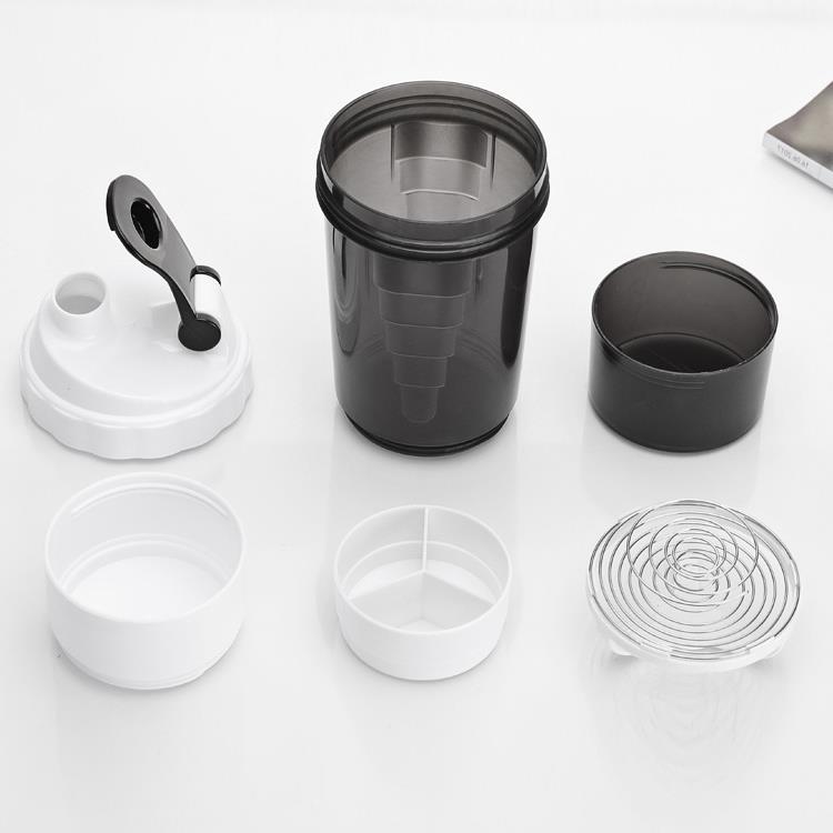 500ml Plastic Shaker Bottle With Storage