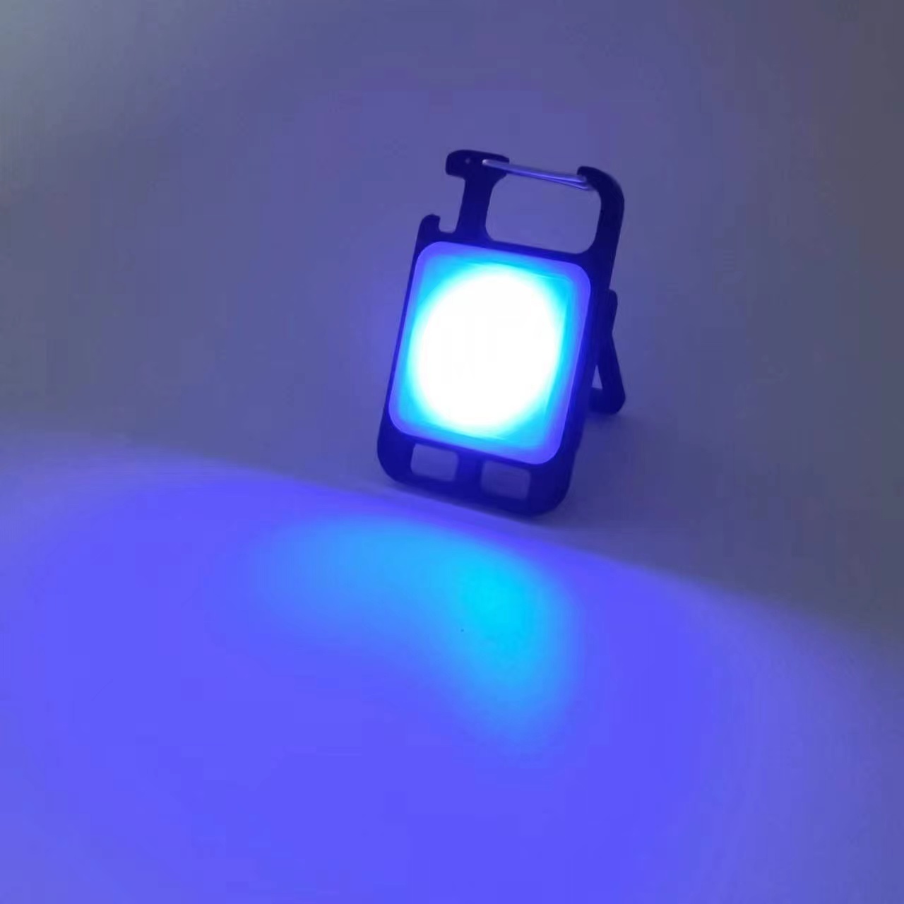 Rechargeable COB Flashlight