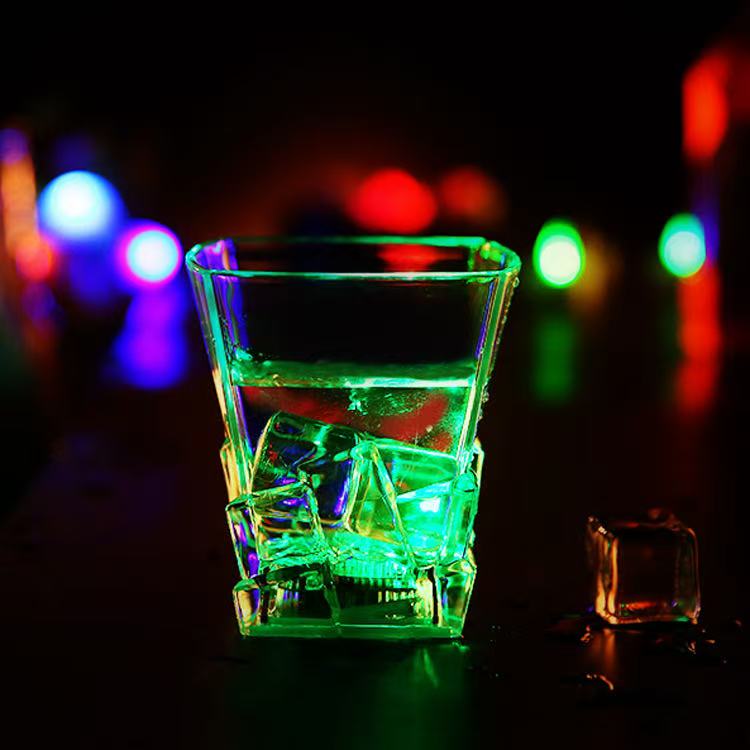 10oz Flashing LED Lighted Cups