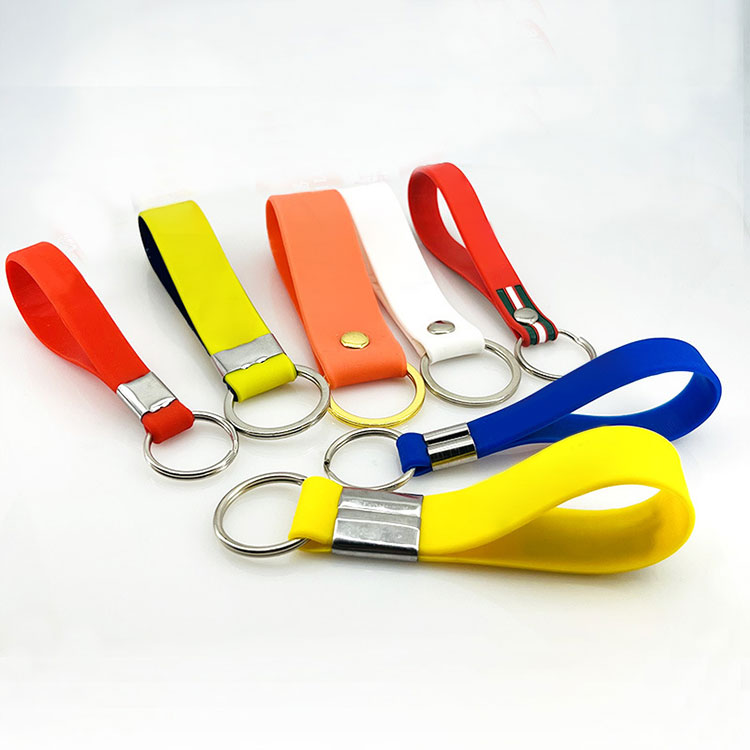 8''x1/2'' Silicone Keychain Hotel Flight Tag