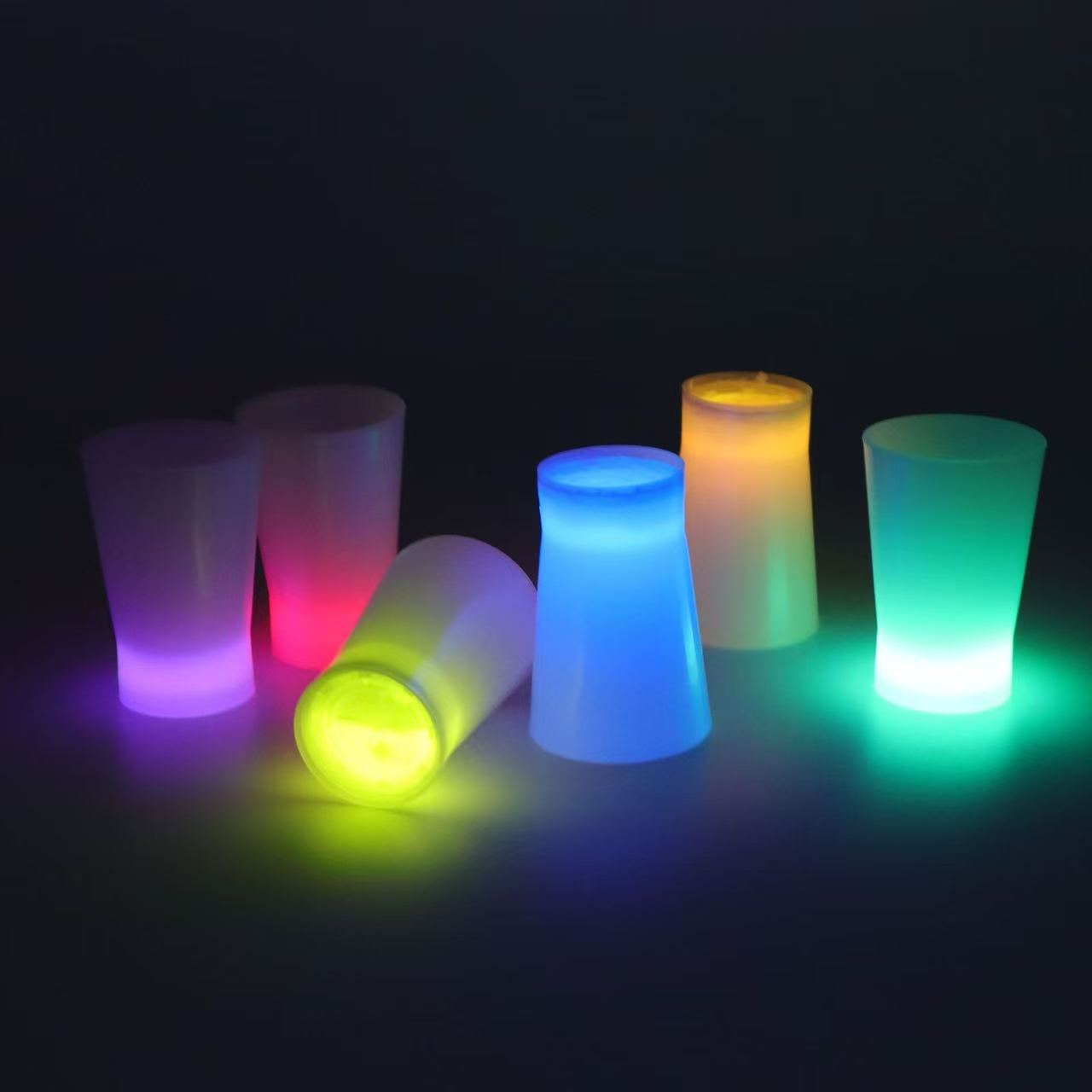 Multicolor 10oz Glow Light Cups
