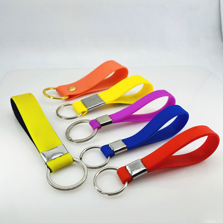 8''x1/2'' Silicone Keychain Hotel Flight Tag