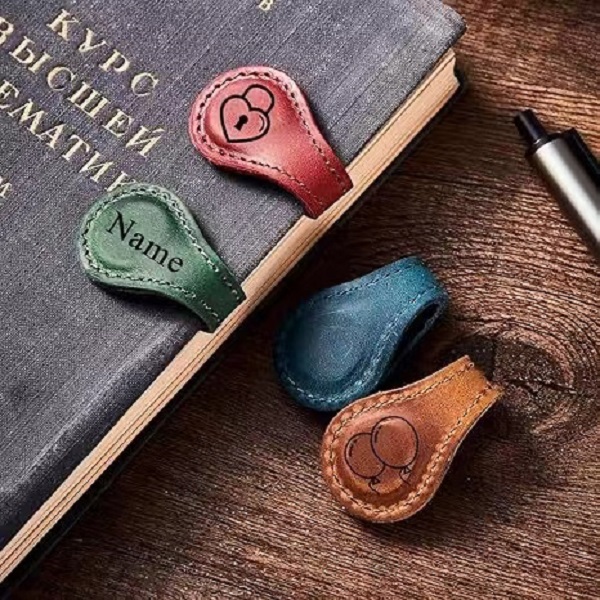 Magnetic Leather Bookmark