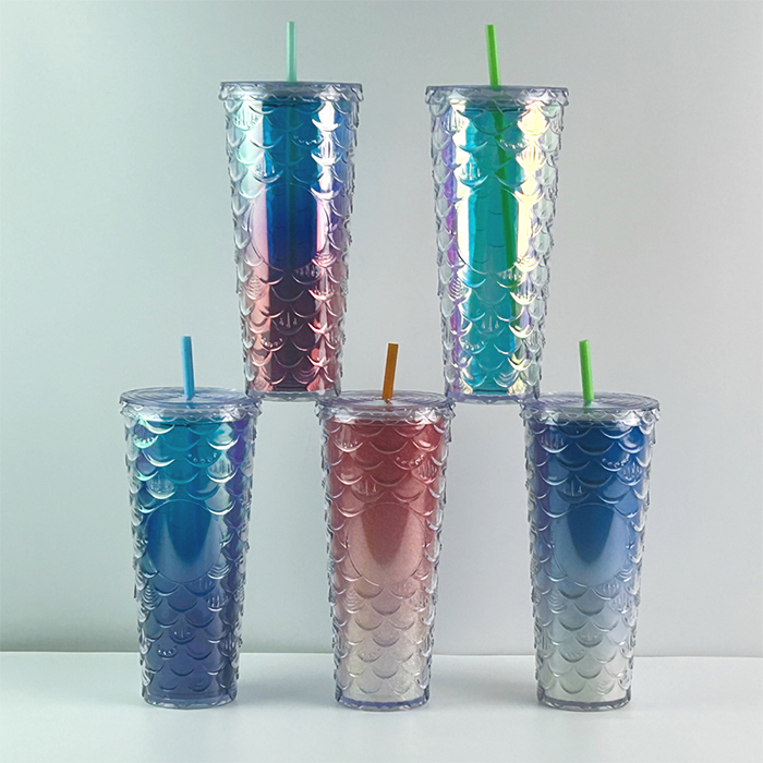 Fish Scale Studded Double Plastic Cup