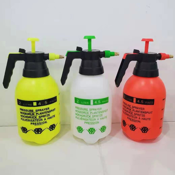 68oz Hand Pressure Type Sprayer Watering Can