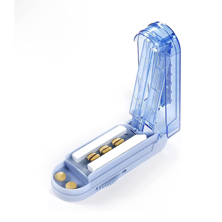 Multi-piece Clamshell Pill Cutter