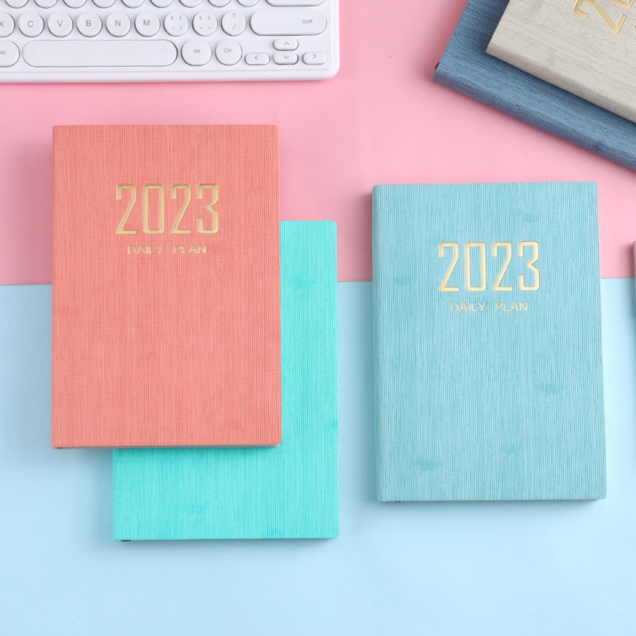 Classic 12 Month 2023 Daily Planner Botebook Soft Cover