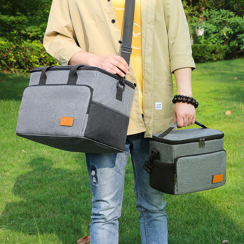 Large Capacity Outdoor Insulated Cooler Bag